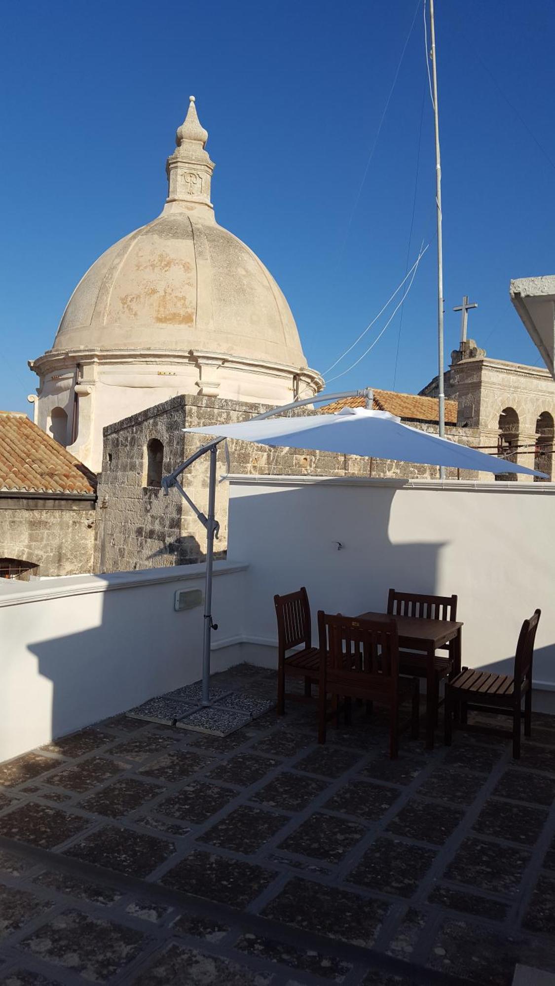Apartamento Sotto Il Campanile Monopoli Exterior foto