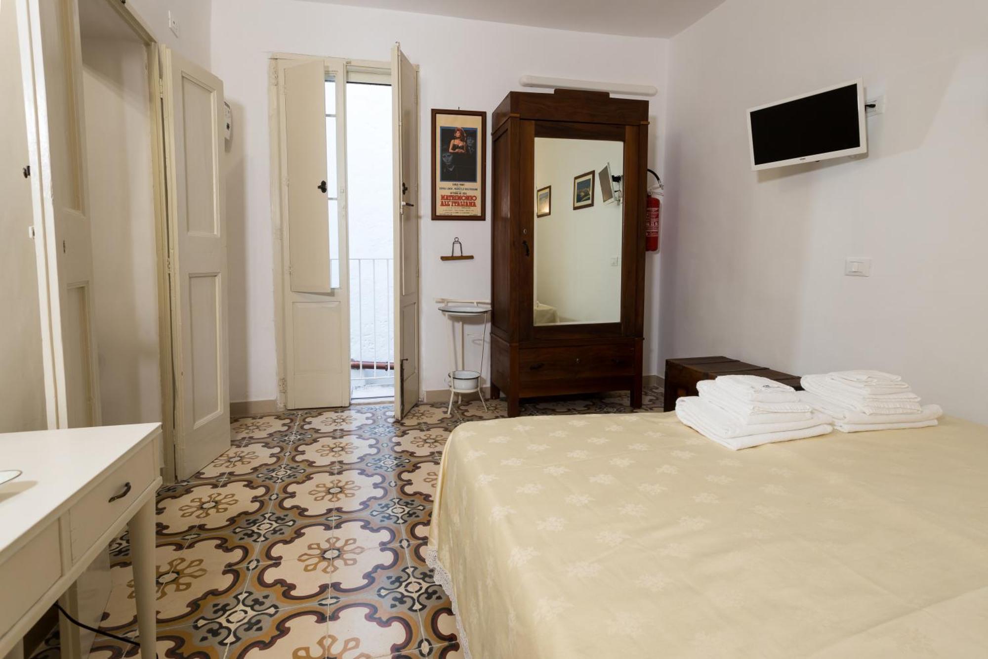 Apartamento Sotto Il Campanile Monopoli Exterior foto
